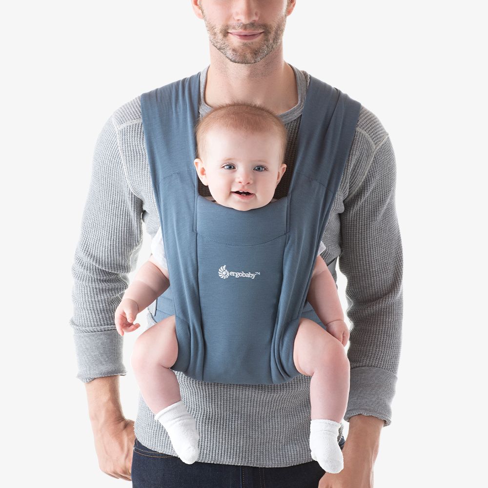 Marsupiu Embrace Oxford Blue marca Ergobaby cu comanda online