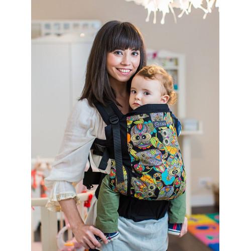 Marsupiu Ergonomic Organic Toddler Funky Owls marca Isara cu comanda online