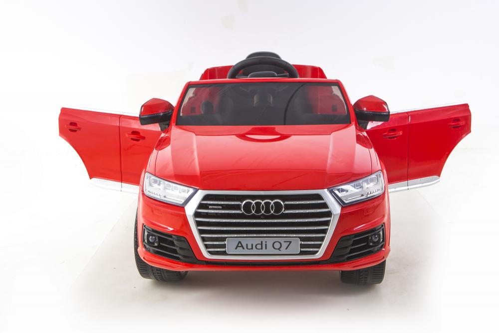 Masinuta electrica cu scaun de piele Audi Q7 Red marca Audi cu comanda online