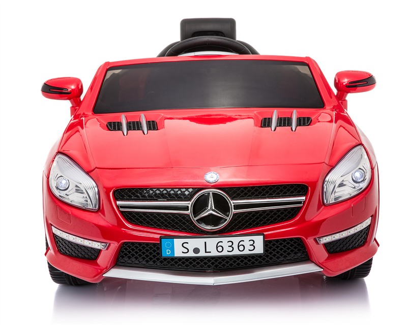 Masinuta electrica cu telecomanda Mercedes Benz AMG SL63 marca MERCEDES-BENZ cu comanda online