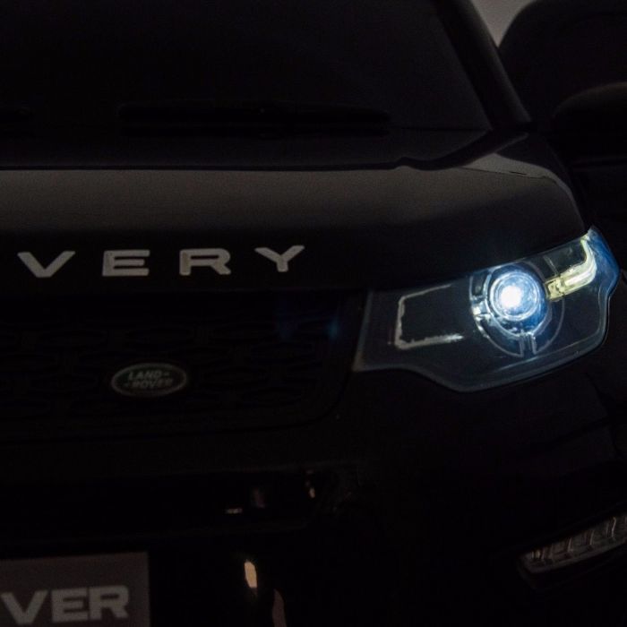 Masinuta eletrica cu telecomanda 2,4G Land Rover Discovery Black marca LAND ROVER cu comanda online