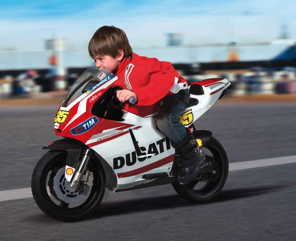 Motocicleta Ducati GP Peg Perego marca PEG-PEREGO cu comanda online