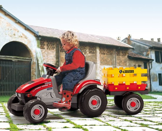 Tractor cu pedale Mini Tony Tigre Peg Perego marca PEG-PEREGO cu comanda online