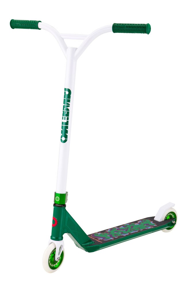 Trotineta Phase Two Pro Scooter Jason Beggs marca RAZOR cu comanda online