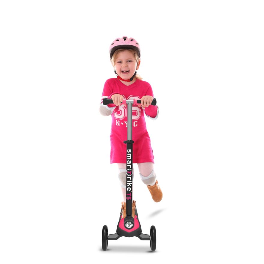 Trotineta pentru copii Smart Trike T5 Pink marca SMART TRIKE cu comanda online